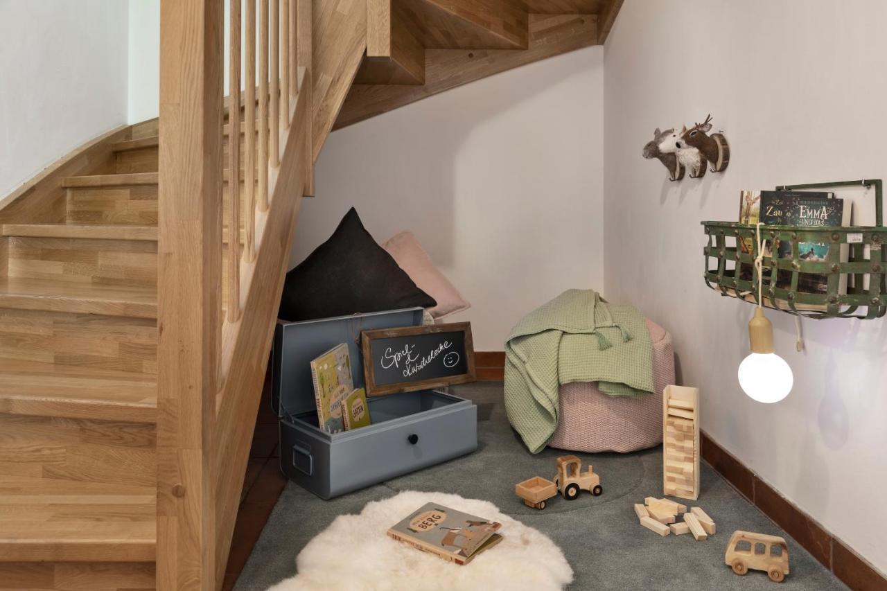 Das Dorf In Der Stadt Schladming Ngoại thất bức ảnh