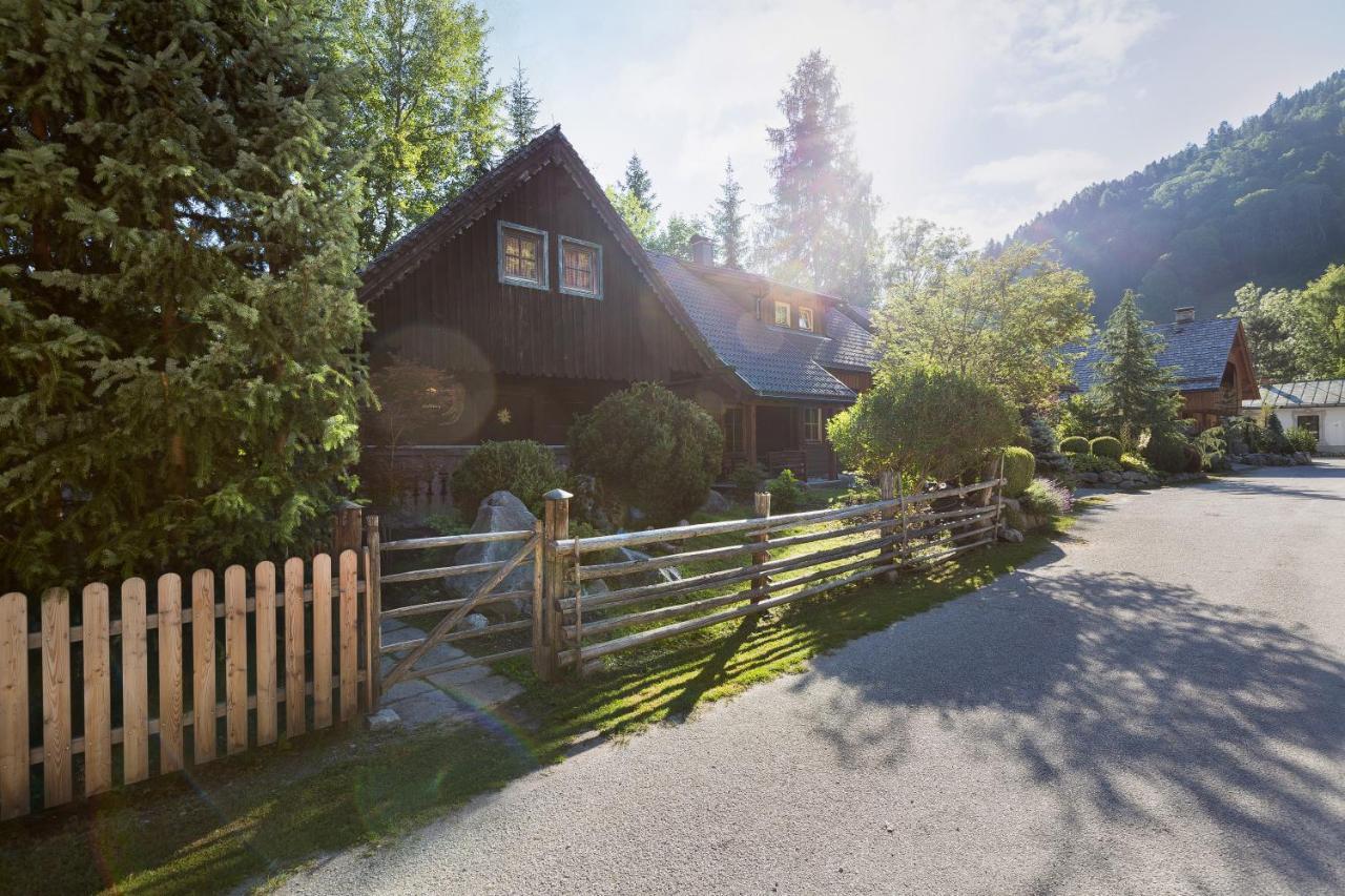 Das Dorf In Der Stadt Schladming Ngoại thất bức ảnh