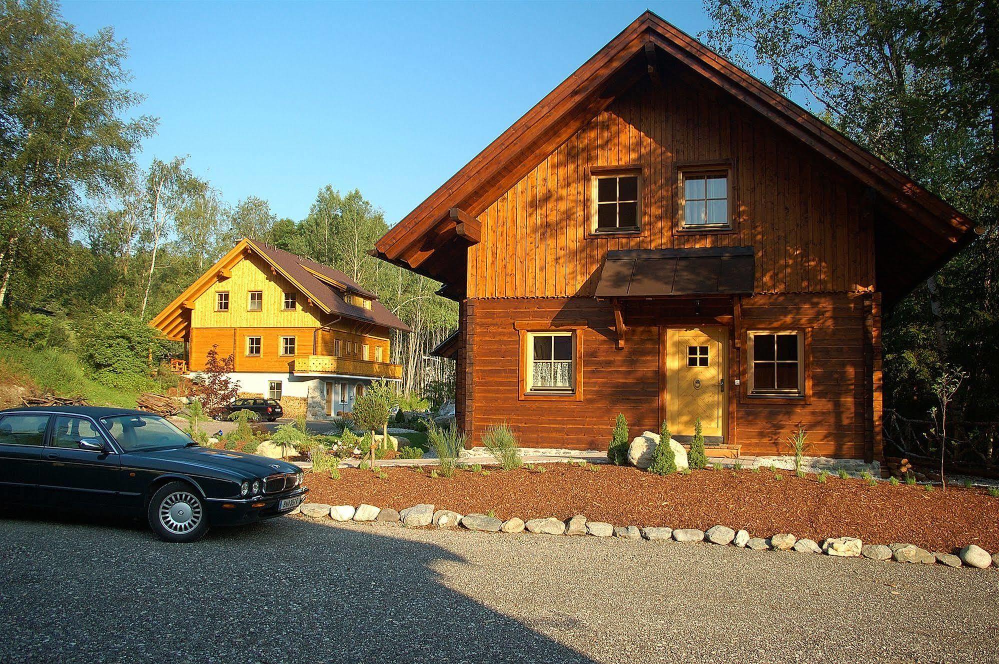 Das Dorf In Der Stadt Schladming Ngoại thất bức ảnh